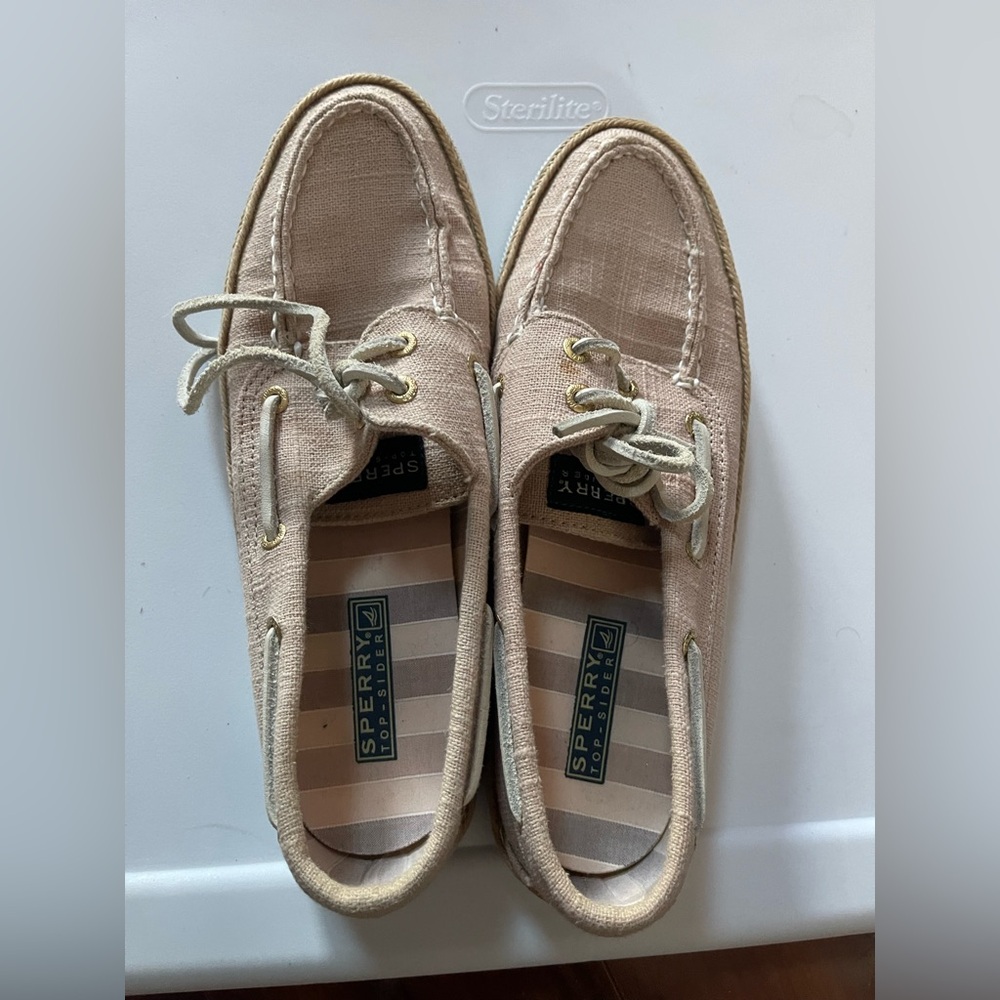 Sperry Women’s  Tan Boat Shoes - size 7.5